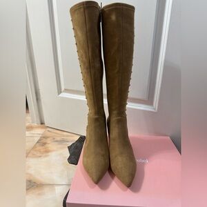 Luxury Rebel’s suede Boots with Pearl Accents